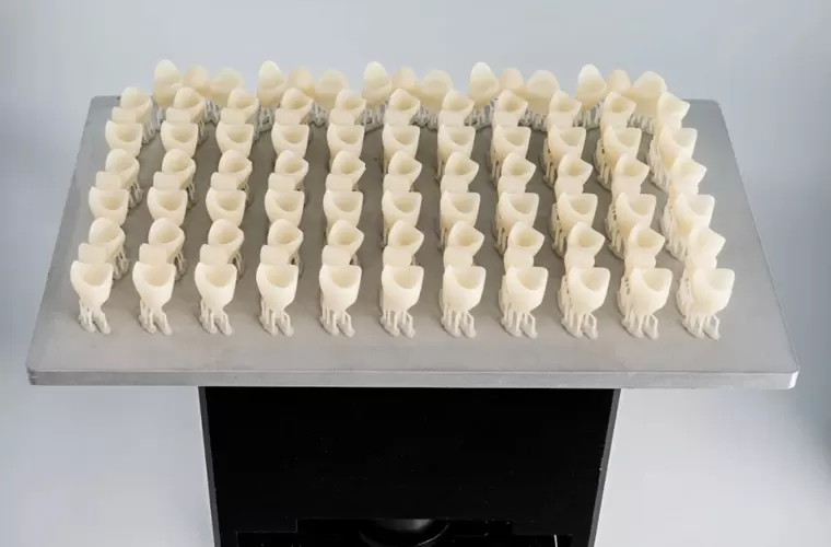 มงกุฎและสะพานชั่วคราว