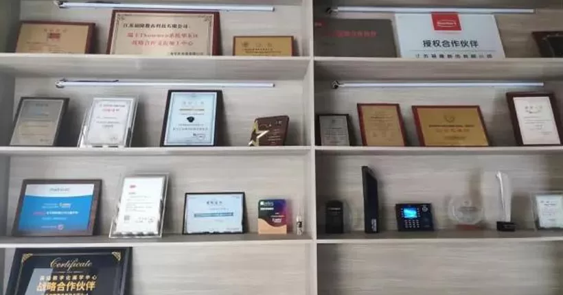 พันธมิตรทางทันตกรรมดิจิตอลของจีน Fulong กับโซลูชันการพิมพ์3D rayshape เพื่อลดอัตราผลตอบแทนของแม่พิมพ์ทันตกรรมฝังฟันอย่างมีนัยสำคัญ!