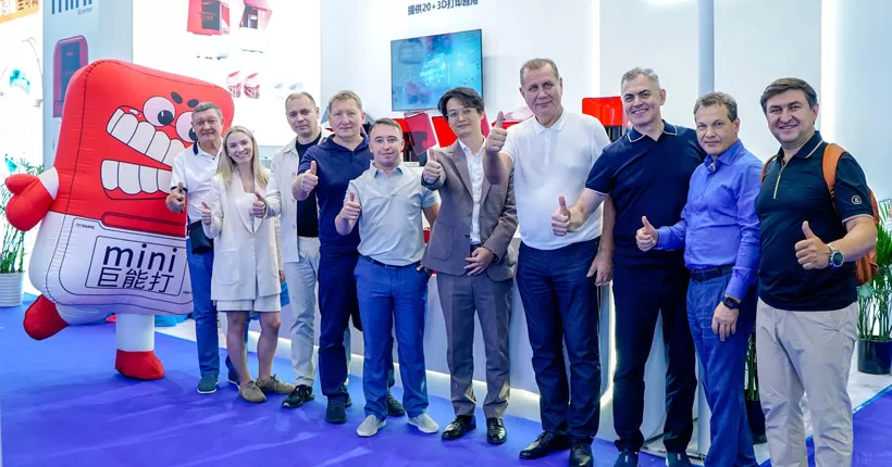 Rayshape EDGE MINI chairside เครื่องพิมพ์3D ทำให้รูปลักษณ์ที่สวยงามที่ FDI 2025บรรลุการวินิจฉัยและการรักษาแบบดิจิตอลแบบครบวงจรด้วยความแม่นยำและประสิทธิภาพ