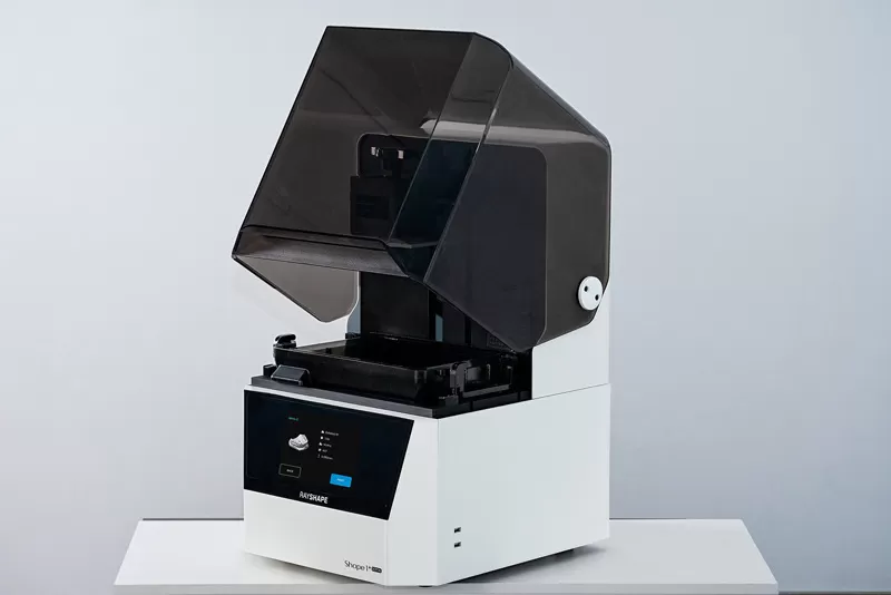 The Shape 1+ Dental 3D printer has been upgraded with many new features (photo credits: RAYSHAPE)